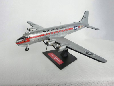 DOUGLAS C-54 SKYMASTER USAF ATC WWII - IXO / ALTAYA 1/144 metal
