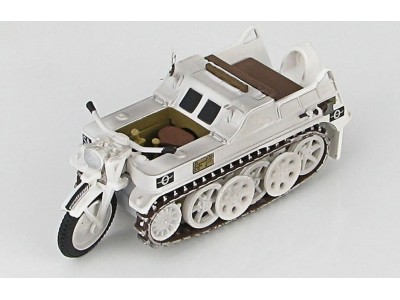 Sd.Kfz. 2 KETTENKRAD C 1Skijager-Brigade SOVIETY WINTER 1944 - 1/48 HOBBY  MASTER HG1705