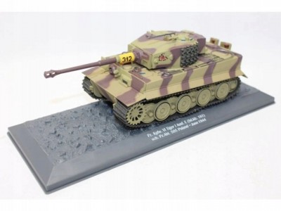 TIGER I Ausf.E sch.Pz.Abt. 505 POLSKA 1944 - ALTAYA 1/43 METAL UNIKAT