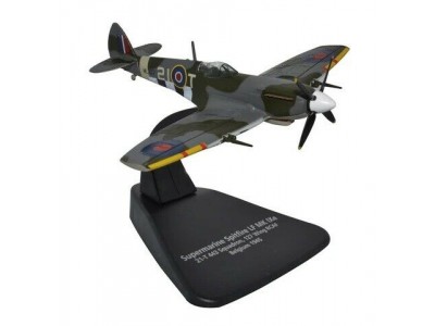 SPITFIRE Mk.IXe 443 SQN RCAF BELGIUM 1945 - OXFORD 1/72 metal