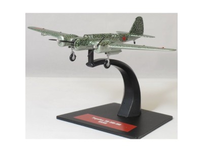 SB-2 M-100 SOVIET AF 1941 - IXO / ALTAYA 1/144 metal