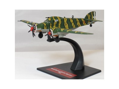 SM-79 SAVOIA MARCHETTI SPARVIERO REGIA AERONAUTICA 1942 - ALTAYA 1/144 metal