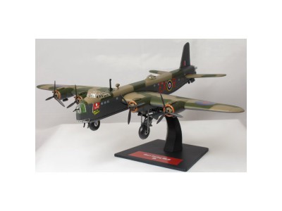 SHORT STIRLING Mk.IIIs 119 SQN RAF 1944 - ALTAYA 1/144 metal