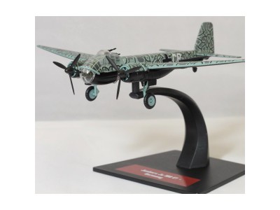 JUNKERS Ju-188E1 LUFTWAFFE 1944 - ALTAYA 1/144 metal