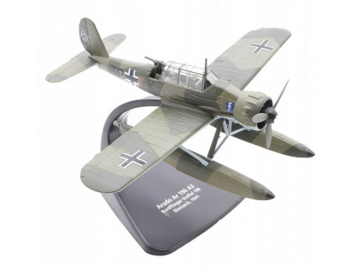 ARADO Ar-196 A3 BISMARCK 1941 - AC-108 OXFORD 1/72 metal