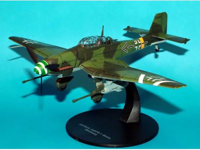 JUNKERS Ju-87G1 STUKA III./St.G2 H.RUDEL FRONT WSCH. 1944 - DEAGOSTINI 1/72