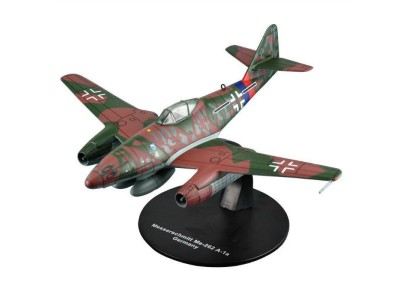 MESSERSCHMITT 262A-1a JG.7 NOVOTNY 1945 - DEAGOSTINI 1/72