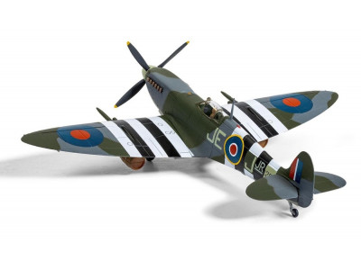 SPITFIRE Mk.IX 144 SKRZYDŁO RCAF BEER TRUCK 1944 - CORGI 29101 1/72