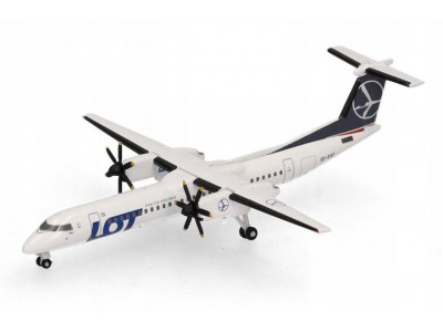 DHC8-Q400 DASH 8 400 PLL LOT SP-EQF - 538077 HERPA 1/500
