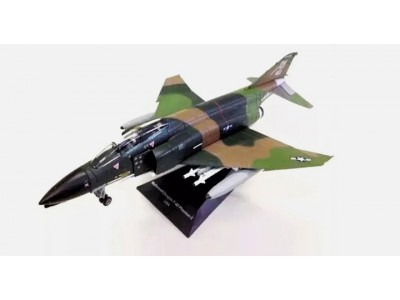 F-4 PHANTOM II 555 FS USAF VIETNAM 1972 - IXO 1/72 metal