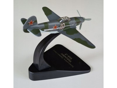 YAKOVLEV YAK-3 JAK-3 EASTERN FRONT 1944 - ATLAS 1/72 metal
